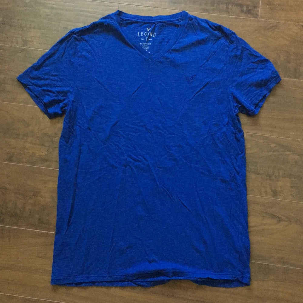 Like New Men’s American Eagle V-Neck T